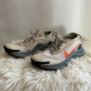 Nike Goretex Trail Running Sneakers